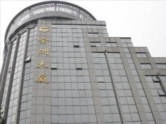 金洲大廈中央空調(diào)維護(hù)保養(yǎng)，主機(jī)大修